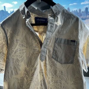 Chubbies popover - short sleeve- cream- nice floral print.